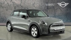 MINI Hatchback 1.5 Cooper Classic 5dr Petrol Hatchback